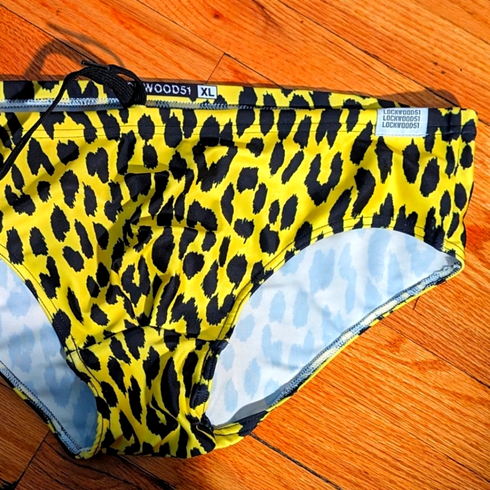 Lockwood51 XL Men's Swim Brief - Yellow and Black Leopard - Perfect Condition